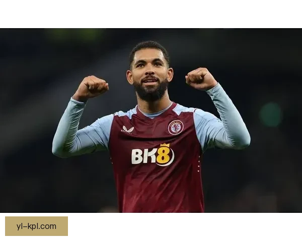 维拉欲签回旧将道格拉斯路易斯